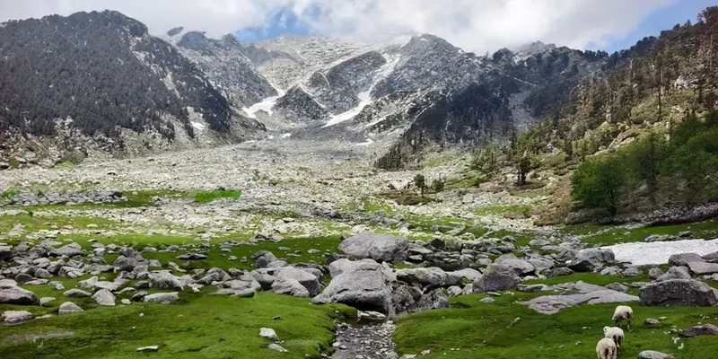 Kareri Lake Trek