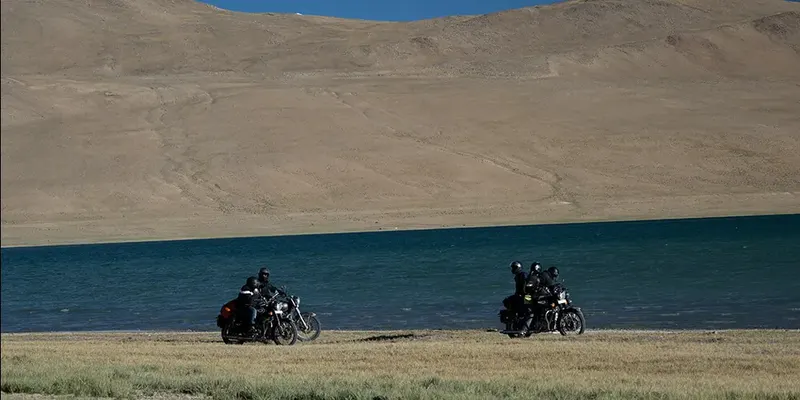 Delhi to Leh, Hanle and Umling La Pass to Delhi Bike Trip