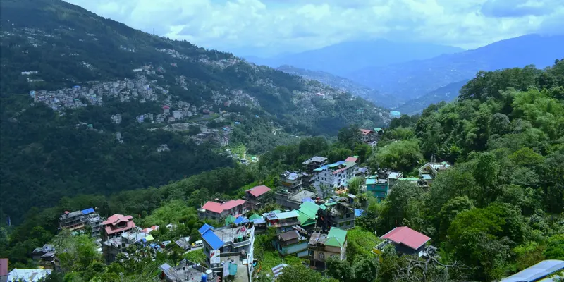 Gangtok and Darjeeling Tour Package 6 Days