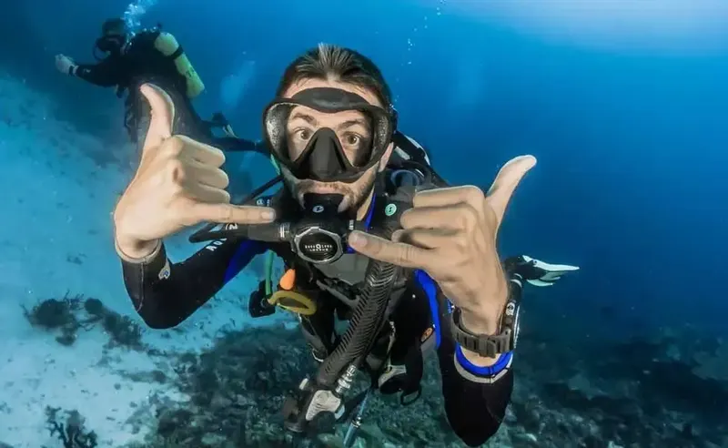 Scuba diving at Malvan + 5 watersports