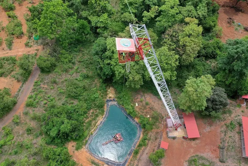 Bungee Jumping